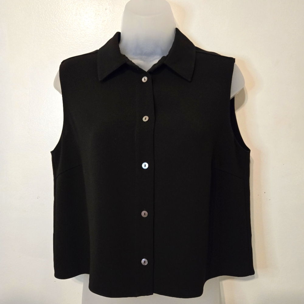 THEORY crepe sleeveless cropped blouse, Medium, Black